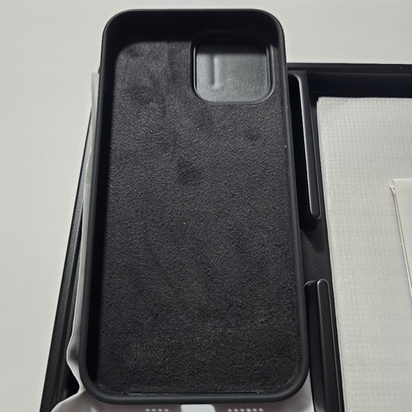 iPhone 13 Pro Max - Black HardShell Case & (2) Screen Protectors Set - Picture 3 of 6